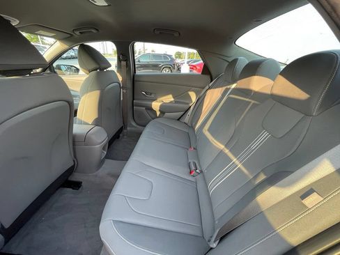 Used 2025 Hyundai Elantra Sport FWD image 25