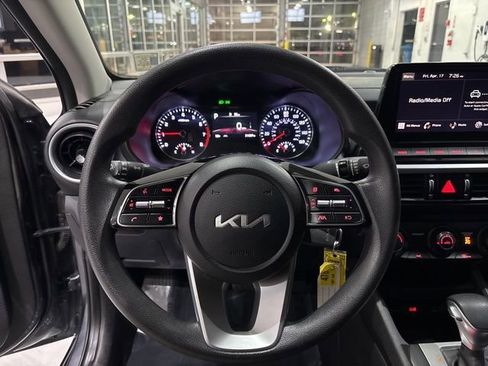 Used 2024 Kia Forte LX image 17