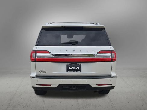 Used 2019 Lincoln Navigator Reserve AWD/4WD image 5