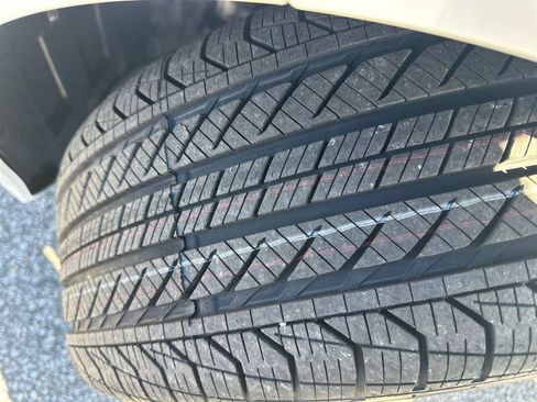 Certified 2025 Mercedes-Benz C 300 4MATIC Sedan image 16