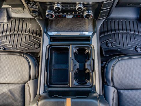 Used 2024 Ford F350 Platinum image 27