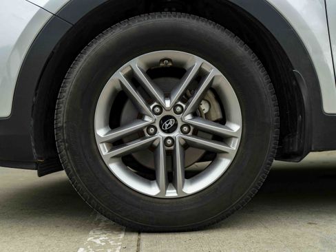 Used 2017 Hyundai Santa Fe Sport FWD image 14