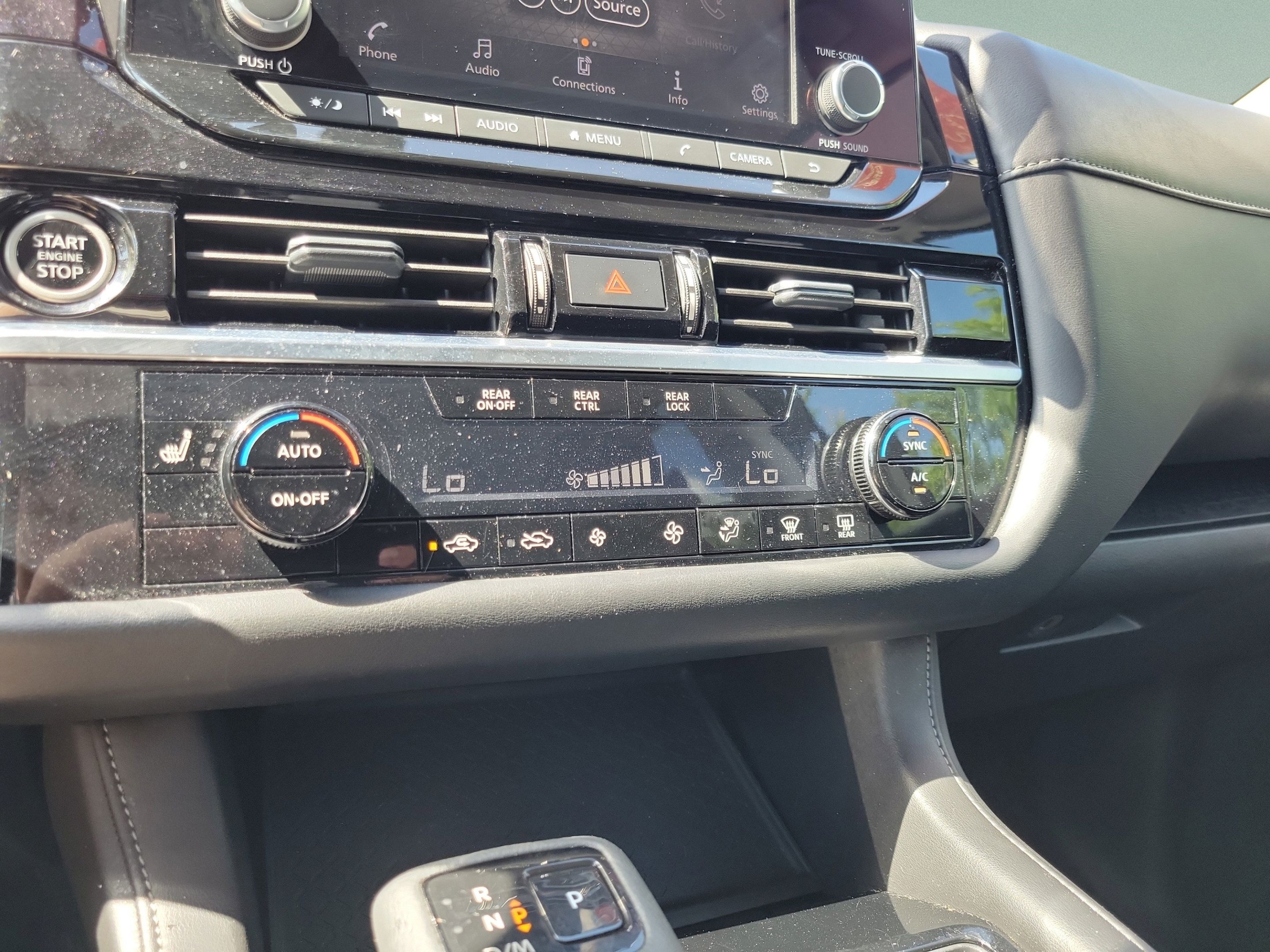 Certified 2024 Nissan Pathfinder SV FWD image 8