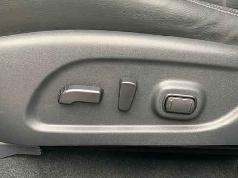 Used 2024 Nissan Murano SL image 19