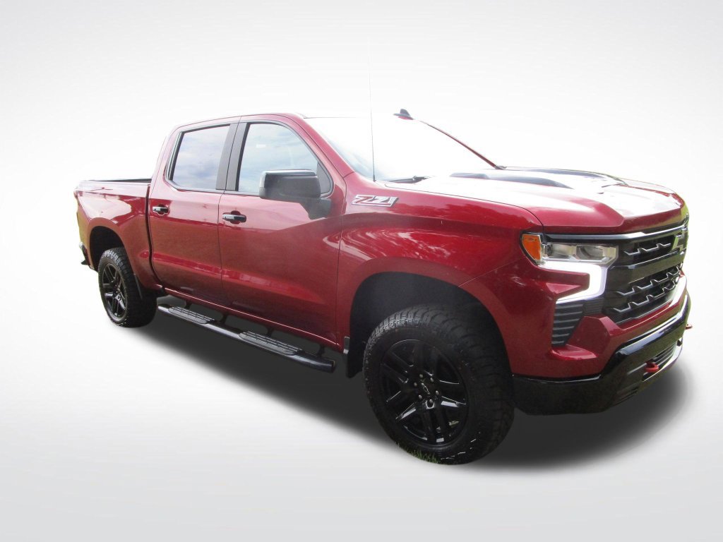 Used 2025 Chevrolet Silverado 1500 LT Trail Boss w/ Convenience Package II AWD/4WD image 7