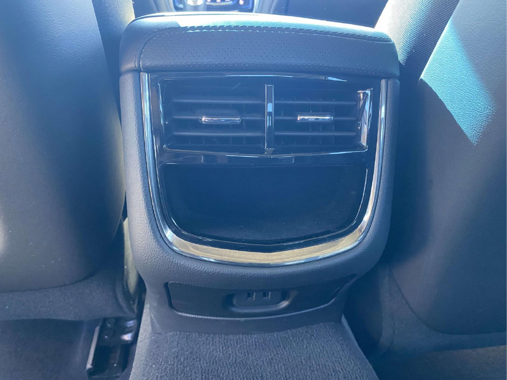 Used 2019 Cadillac CTS Luxury RWD image 11