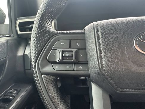 Certified 2026 Toyota Tacoma SR w/ SR Upgrade Package AWD/4WD image 21