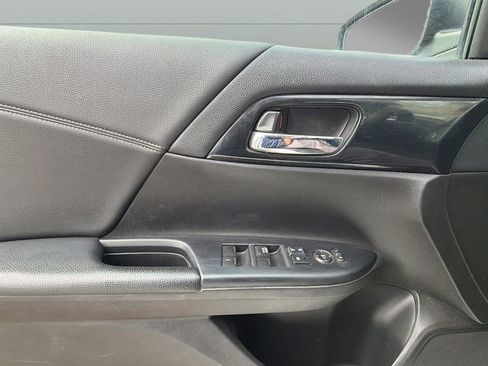 Used 2015 Honda Accord Sport image 23