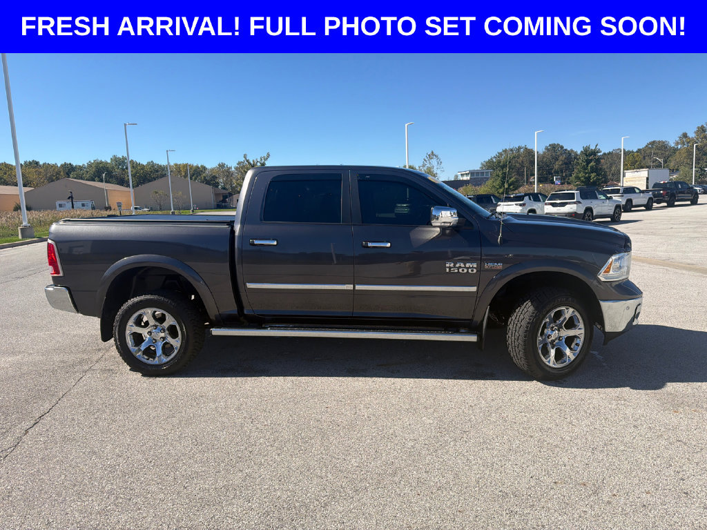 Used 2017 RAM 1500 Laramie w/ Convenience Group AWD/4WD image 2