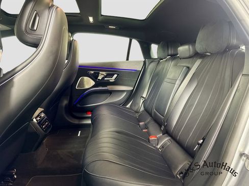 Used 2023 Mercedes-Benz EQS 580 4MATIC Sedan w/ Exclusive Trim Package image 28
