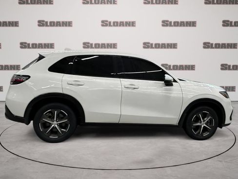 Certified 2024 Honda HR-V EX-L image 6