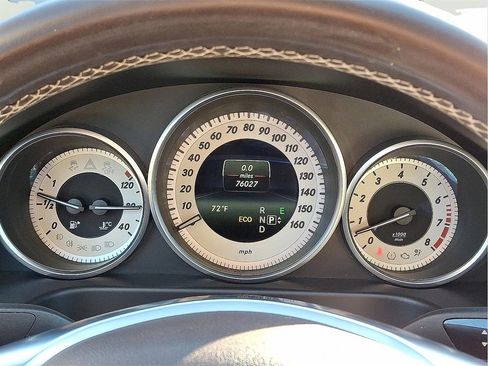 Used 2014 Mercedes-Benz E 350 4MATIC Sedan image 21