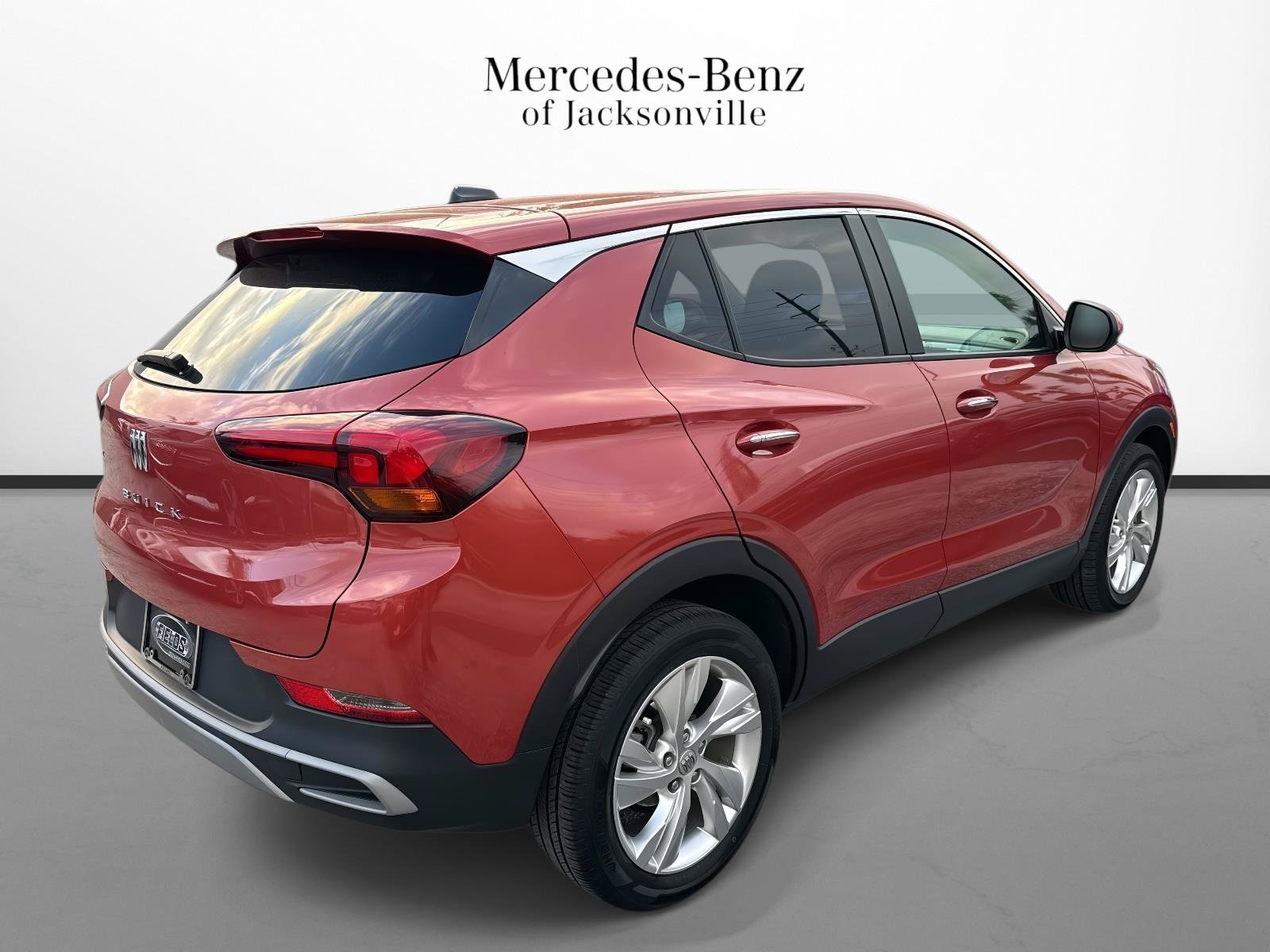Used 2024 Buick Encore GX Preferred w/ Advanced Technology Package FWD image 3