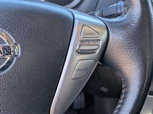 Used 2015 Nissan Sentra SR w/ SR Premium Package image 23