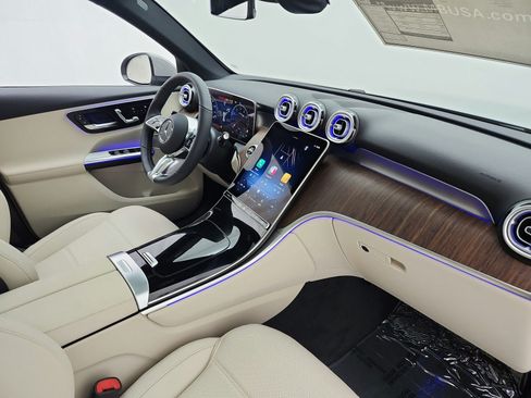 New 2027 Mercedes-Benz GLC 300 image 15