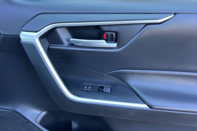 Certified 2023 Toyota RAV4 XLE AWD/4WD image 19