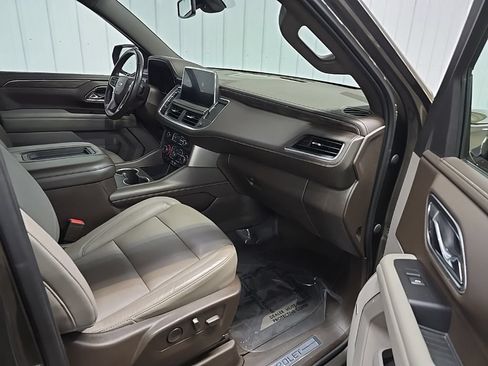 Used 2021 Chevrolet Tahoe LT w/ LT Signature Package AWD/4WD image 16
