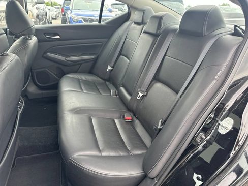 Used 2019 Nissan Altima 2.5 SL FWD image 14
