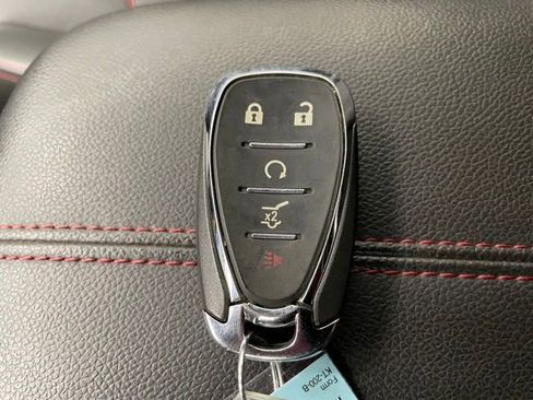 Certified 2022 Chevrolet Equinox RS w/ RS Leather Package image 23