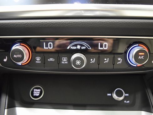 New 2025 Audi Q3 2.0T Premium Plus image 13