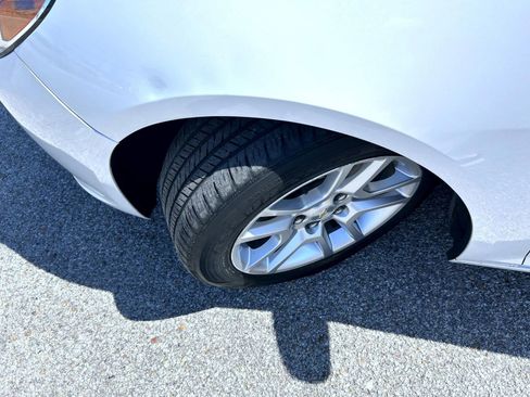 Used 2015 Chevrolet Malibu LT FWD image 22