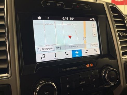 Used 2017 Ford F350 Lariat w/ Chrome Package image 11