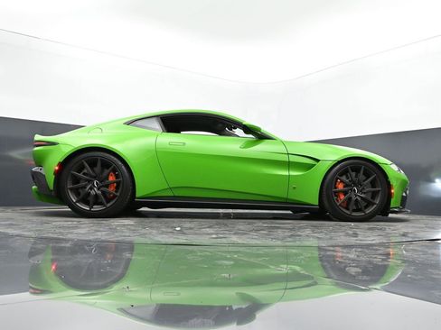 Used 2020 Aston Martin V8 Vantage Coupe image 49