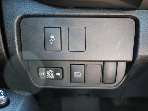 Used 2021 Toyota Tacoma SR w/ SR Convenience Package RWD image 24