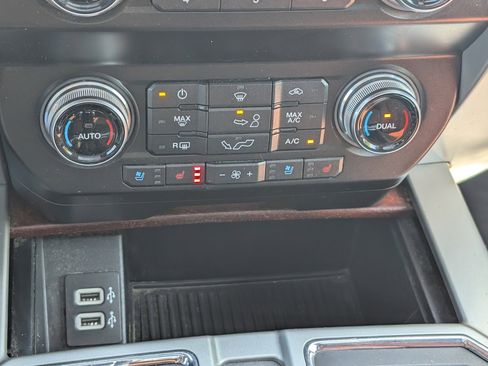 Used 2019 Ford F150 King Ranch w/ Equipment Group 601A Luxury image 30