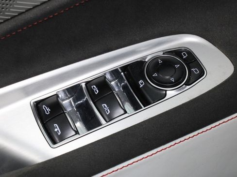 Used 2023 Chevrolet Corvette Stingray w/ Z51 Performance Package image 22