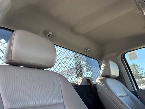 Used 2022 Ford F550 2WD Regular Cab Super Duty image 16