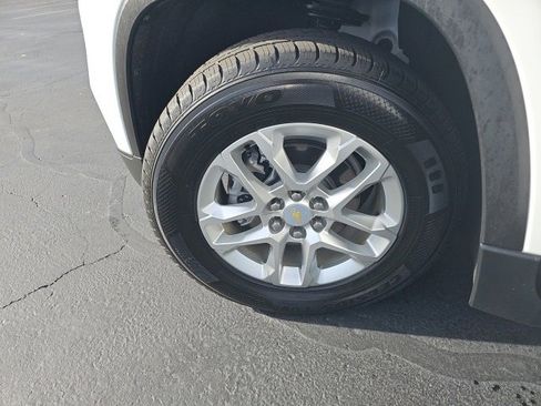 Used 2021 Chevrolet Traverse LS image 79