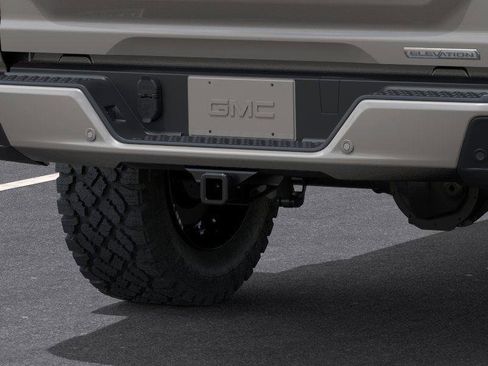 New 2026 GMC Canyon Elevation w/ Convenience Package image 14