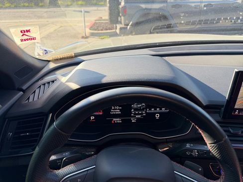 Used 2022 Audi SQ5 Premium Plus image 25