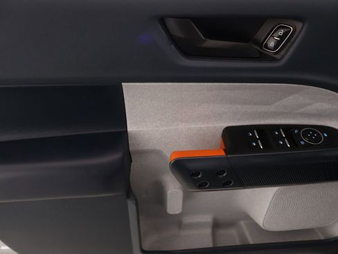 Used 2024 Ford Maverick XLT w/ XLT Luxury Package image 16