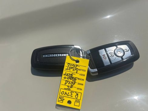 Used 2025 Ford Bronco Sport Outer Banks w/ Outer Banks Tech Package+ AWD/4WD image 32