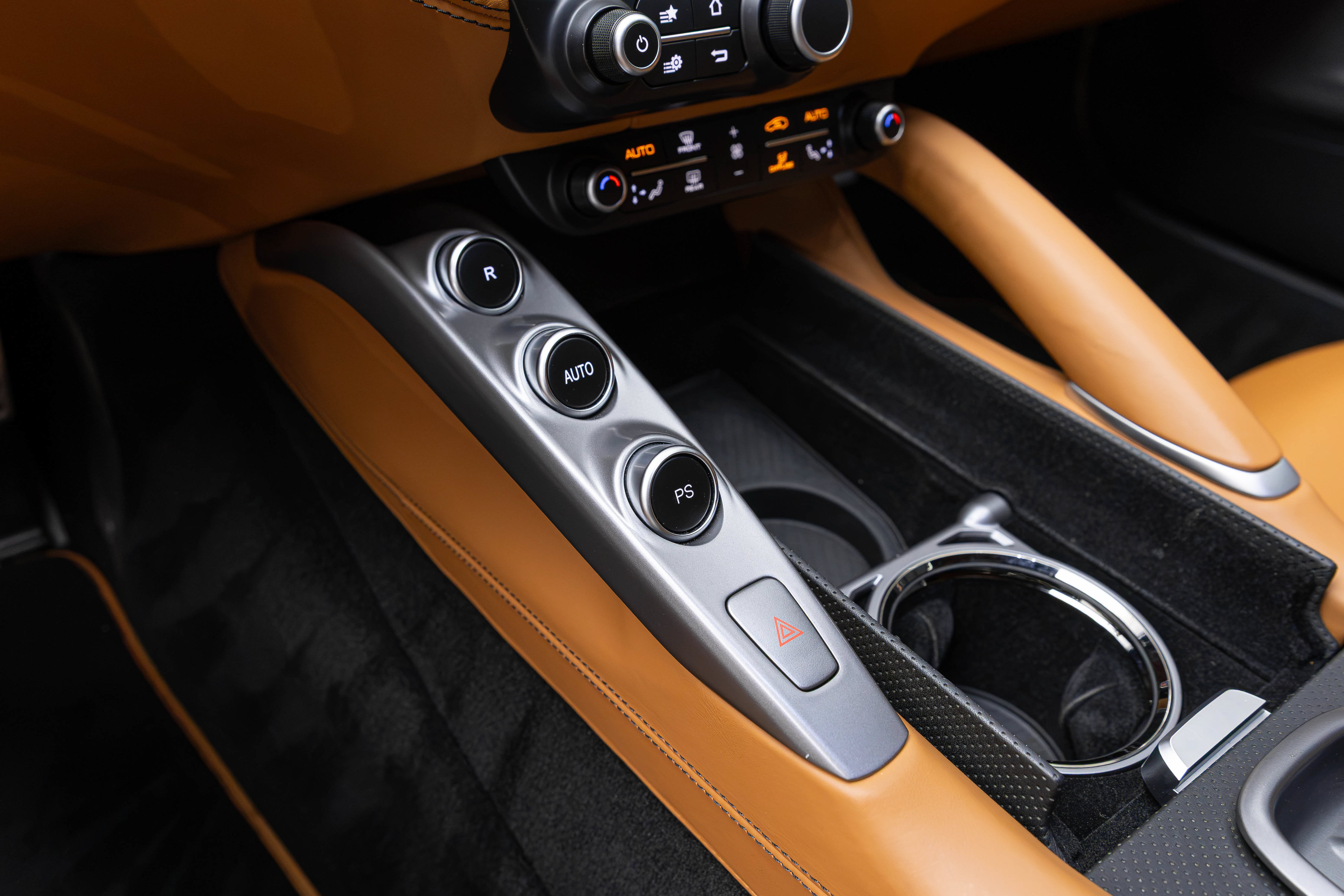Used 2019 Ferrari GTC4Lusso AWD/4WD image 6