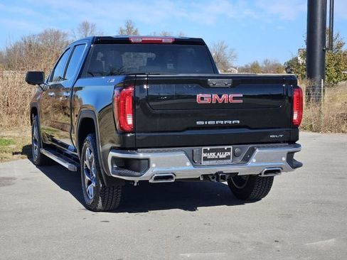 New 2026 GMC Sierra 1500 SLT w/ SLT Premium Package image 3