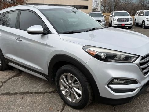 Used 2017 Hyundai Tucson SE image 10