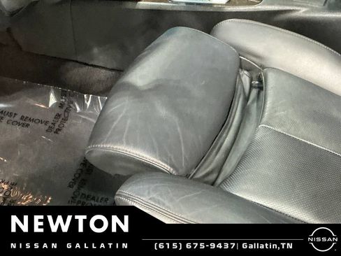 Used 2014 Nissan Maxima 3.5 SV w/ Premium Package FWD image 16