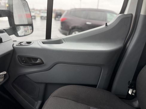 Used 2018 Ford Transit 150 148 Medium Roof image 29