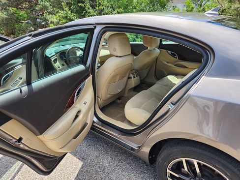 Used 2010 Buick LaCrosse CX FWD image 14