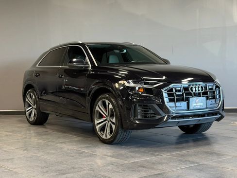 Used 2019 Audi Q8 Premium Plus w/ Premium Plus AWD/4WD image 4
