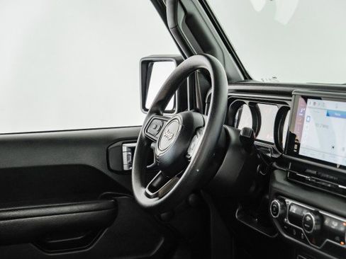 Used 2024 Jeep Wrangler Unlimited Sport image 10