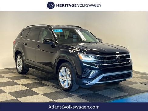 Certified 2022 Volkswagen Atlas SE image 1
