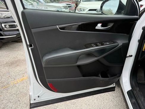 Used 2018 Kia Sorento EX FWD image 15