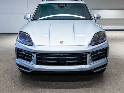 New 2026 Porsche Cayenne image 12