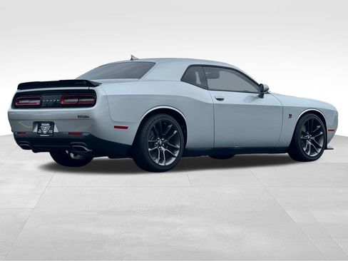 Used 2021 Dodge Challenger R/T Scat Pack RWD image 7