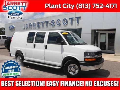 Used 2025 Chevrolet Express 2500 w/ Driver Convenience Package RWD image 1