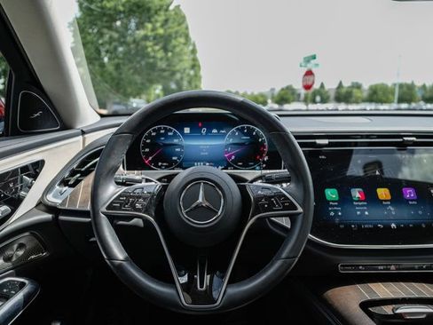 Certified 2024 Mercedes-Benz E 450 4MATIC Sedan image 17
